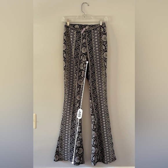 Boho Style High Waist Bell Bottom Yoga Bell Bottom Flare Pants - Size Small - Picture 5 of 5